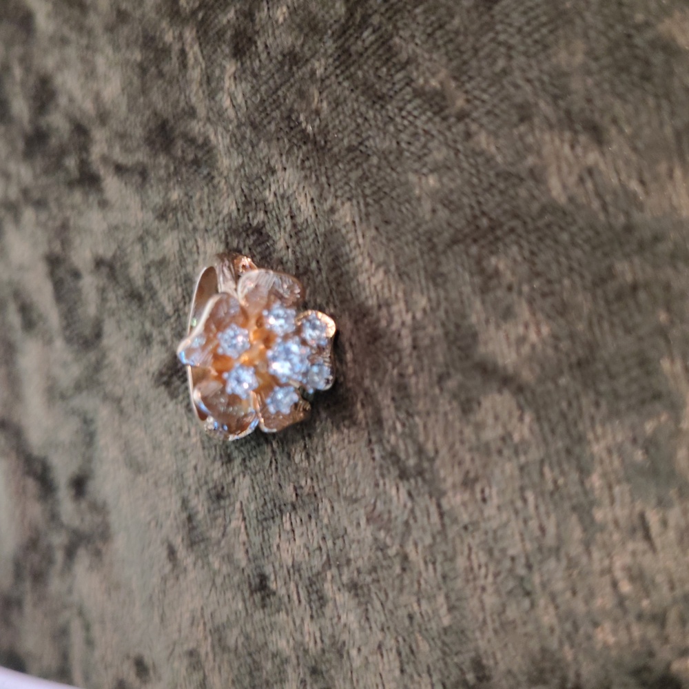 Elegant Gold and Silver Floral Ring 18 K vintage